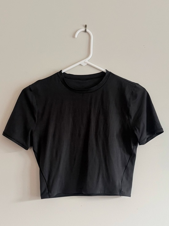 lululemon athletica Tops - Lululemon Black Crop Crewneck Tee